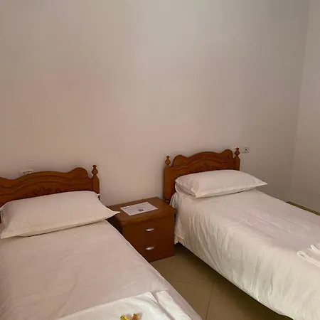Emily House Apartment *